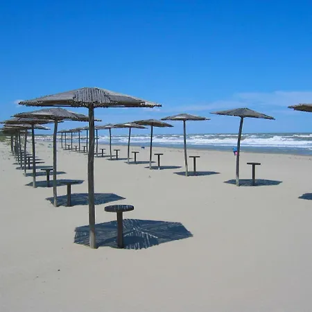 Holiday home Locazione Turistica Borsetti.12 *